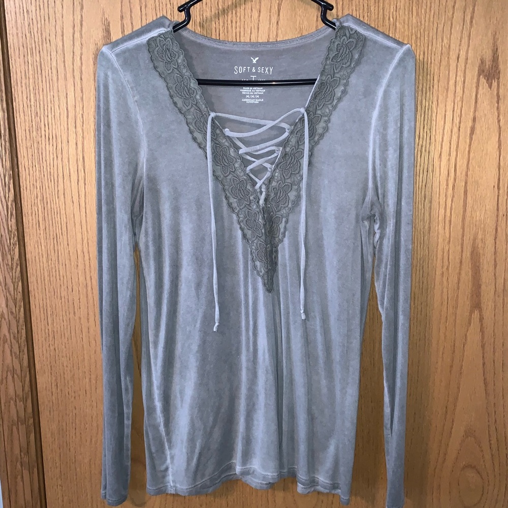 American Eagle green long sleeve
